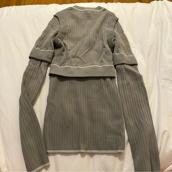 Green Ribbed transformable Top - Picture 4 of 6